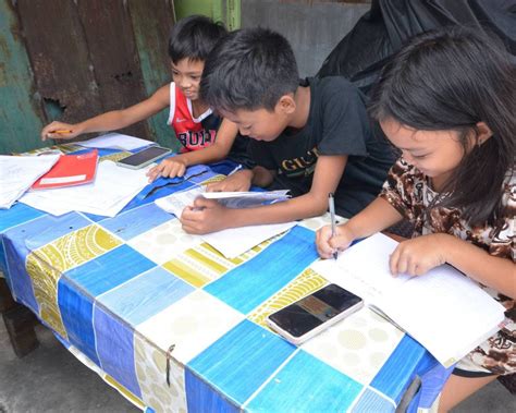weather online bookmaker|Hot weather prompts 5,800 schools to switch to online classes.
